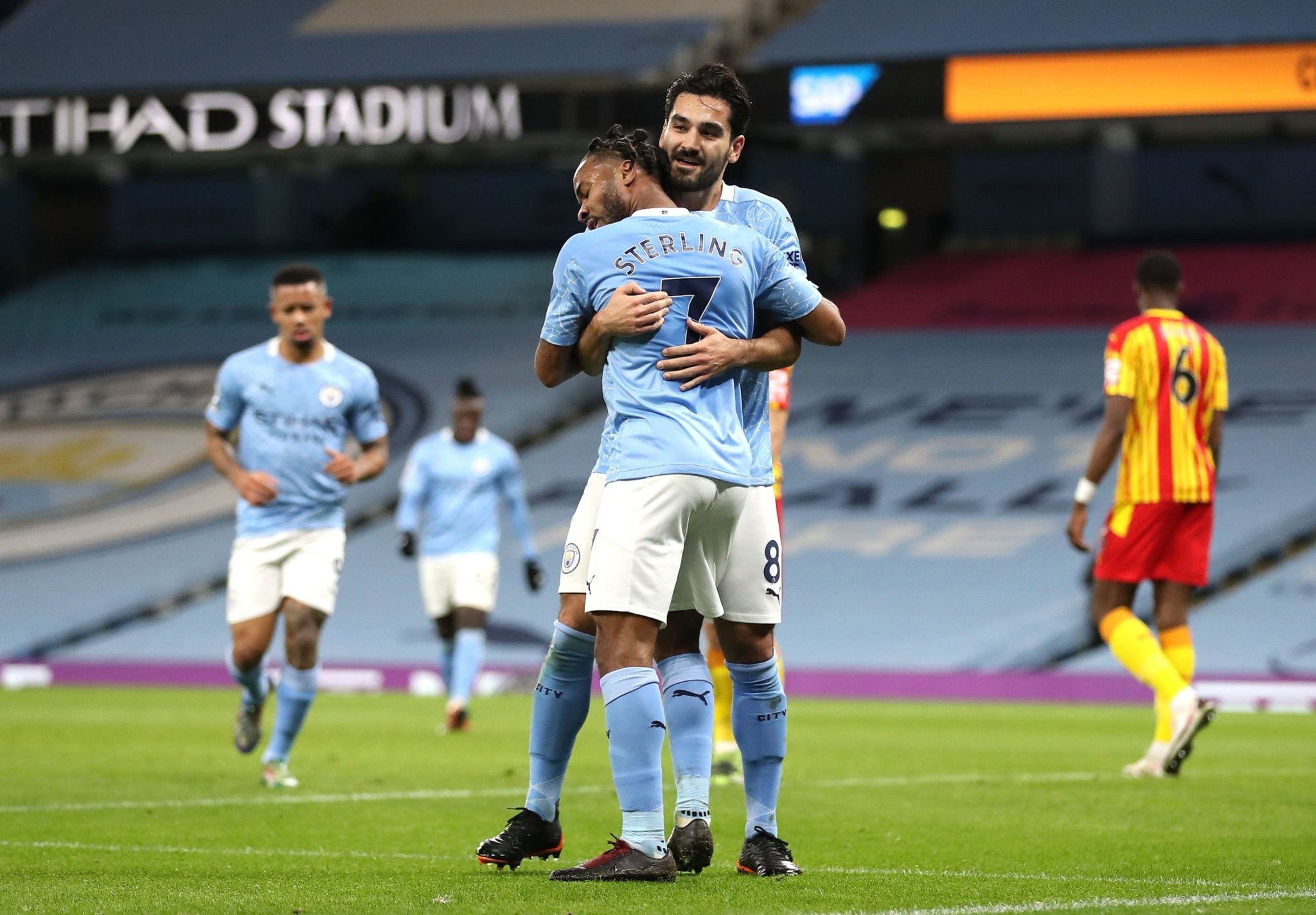 联赛中拼搏 联赛中拼搏